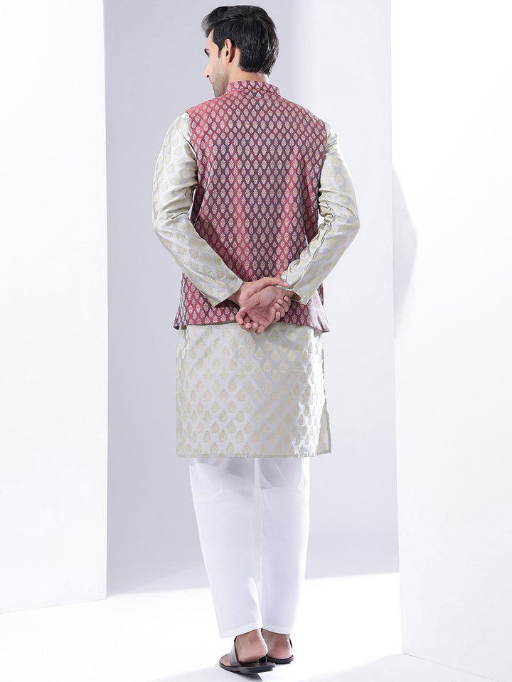 Anouk Men Ethnic Motifs Woven Design Kurta with Pyjama
