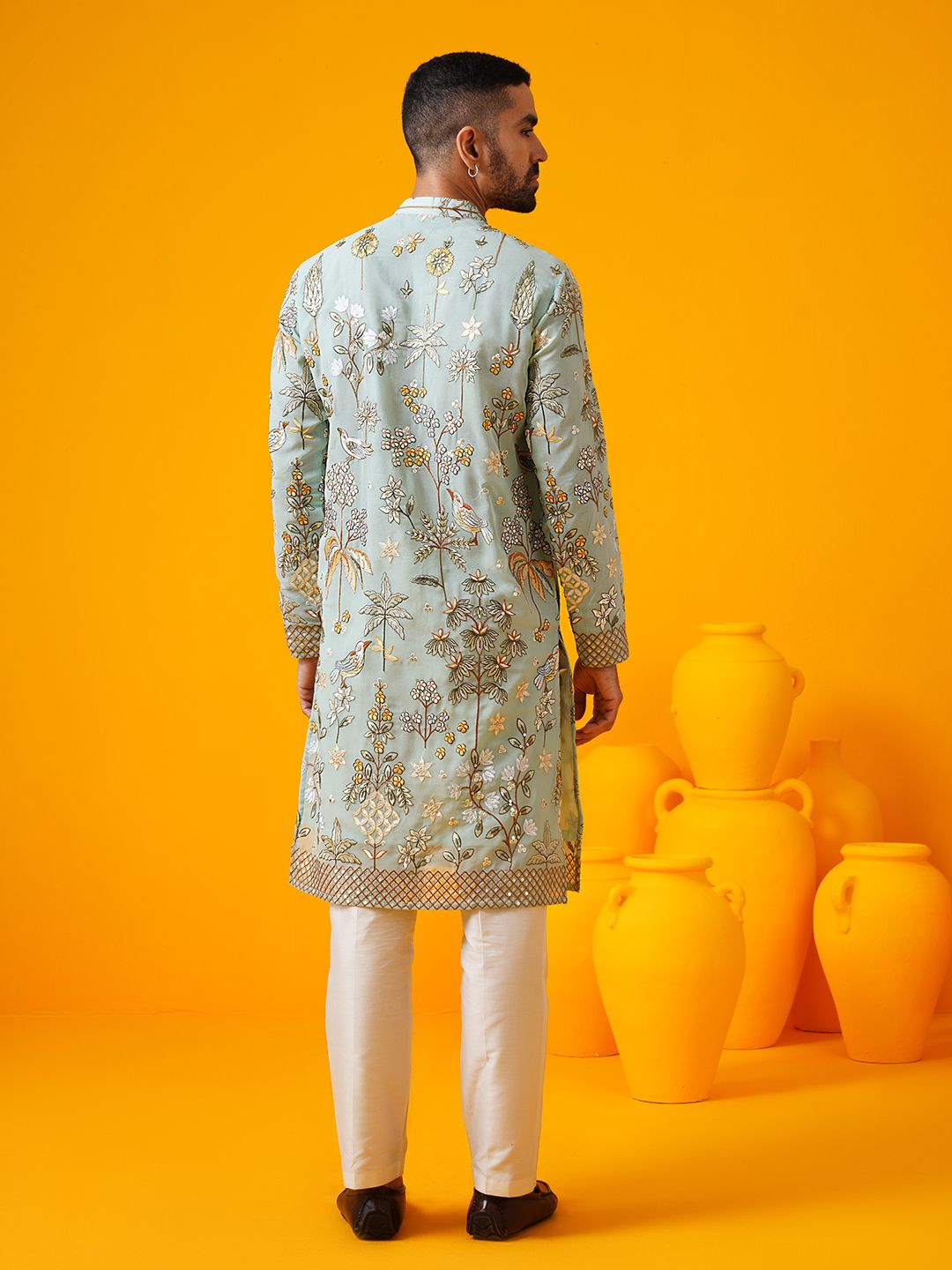 SOJANYA LUXE Kolar Mandarin Sulam Bunga Georgette Kurta Lurus Dengan Seluar