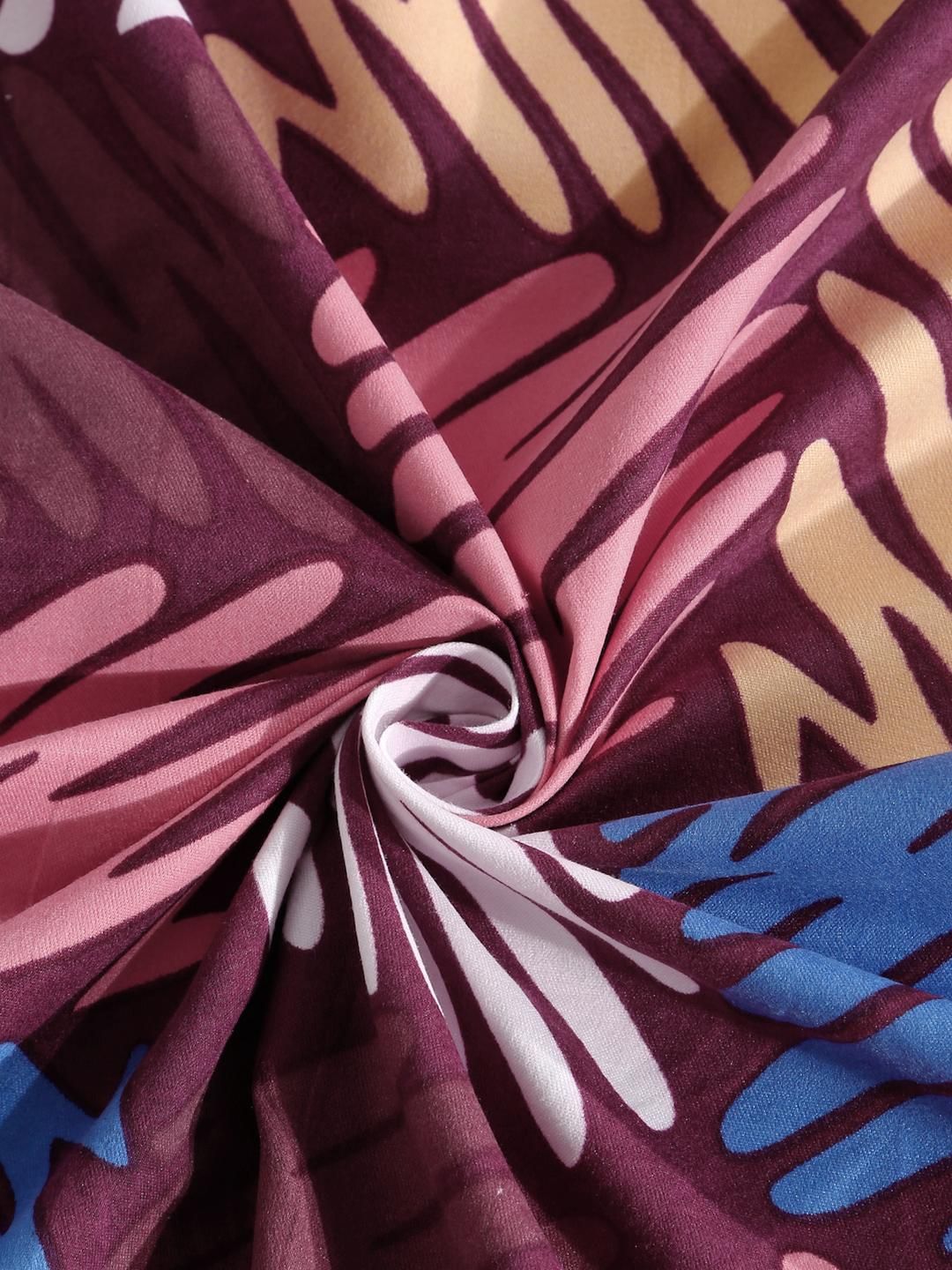KLOTTHE Multicoloured 300 TC Polycotton Fine King Bedsheets