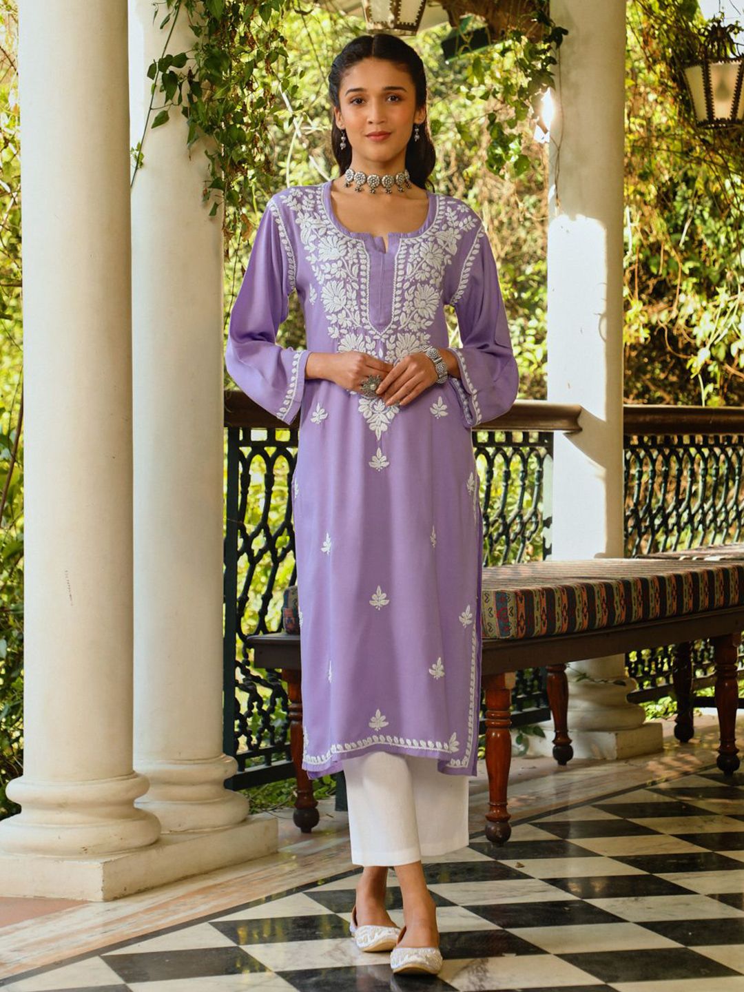 House of Chikankari Women Lavender Rayon Chikankari Embroidered Kurta