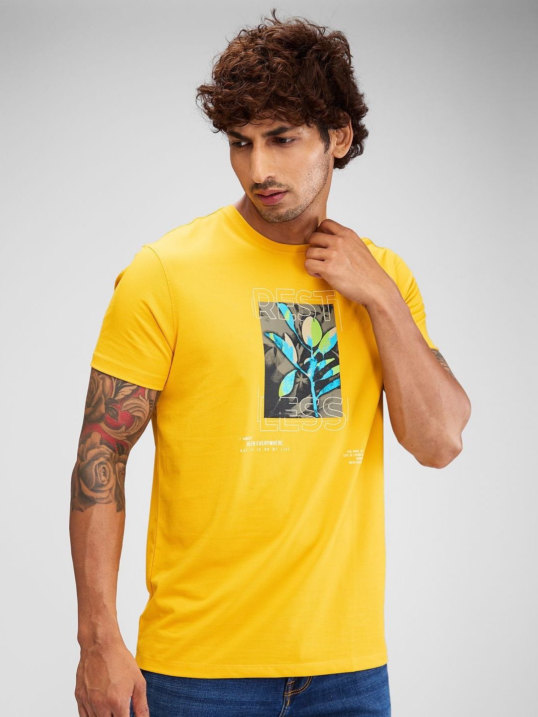 SPYKAR Men Applique Slim Fit T-shirt