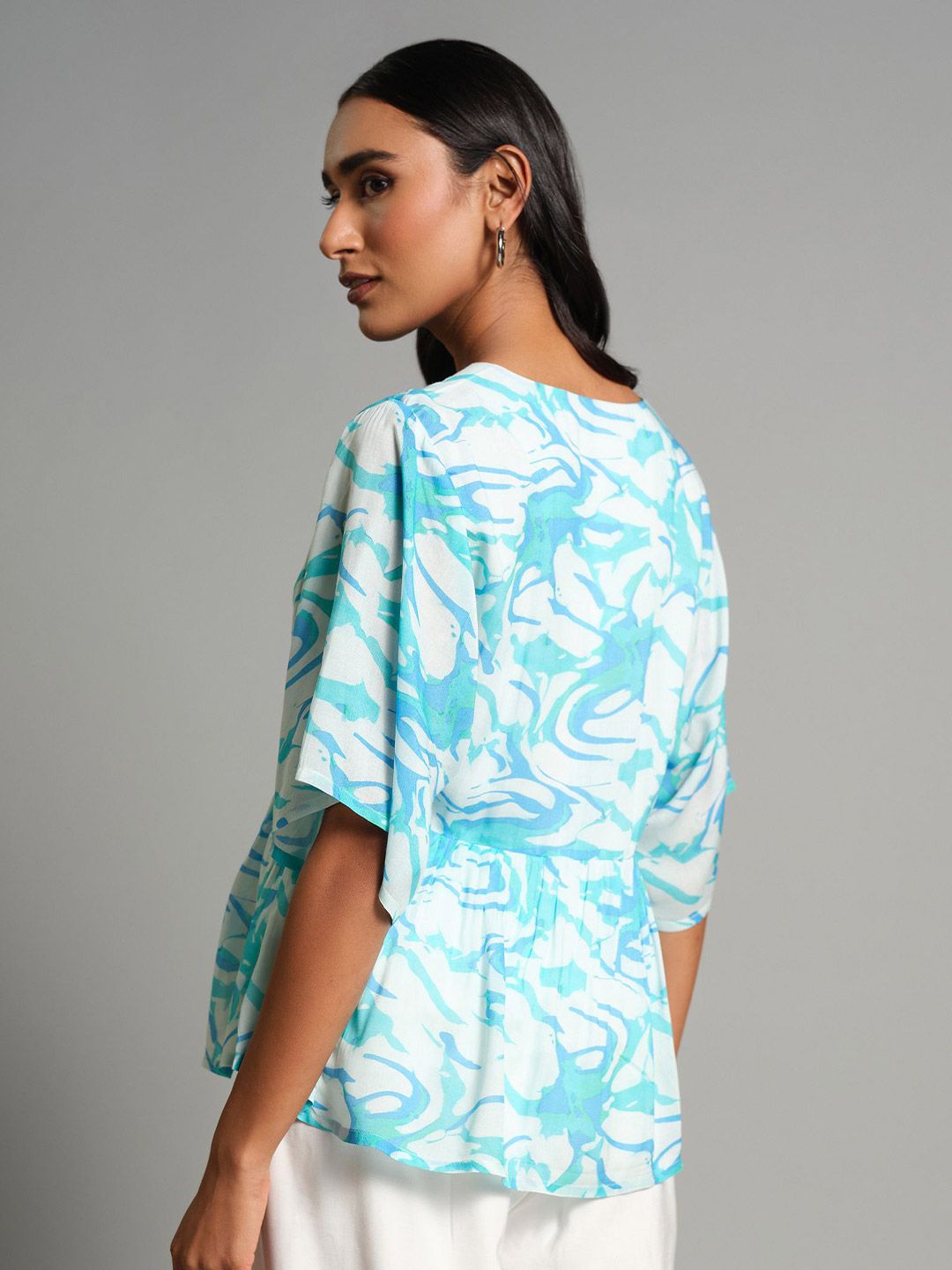 AND Floral Print Puff Sleeve Peplum Top