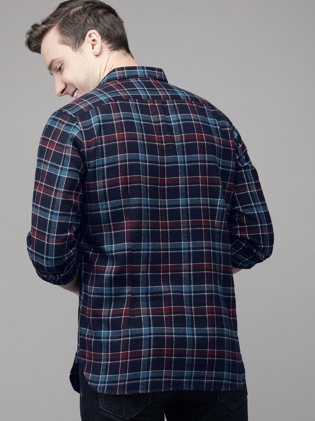THE BEAR HOUSE Men Navy Blue Slim Fit Checked Flannel Pure Cotton Casual Shirt