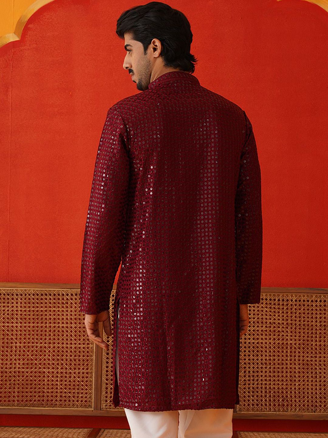 Jompers Men Geometric Embroidered Sequinned Kurta