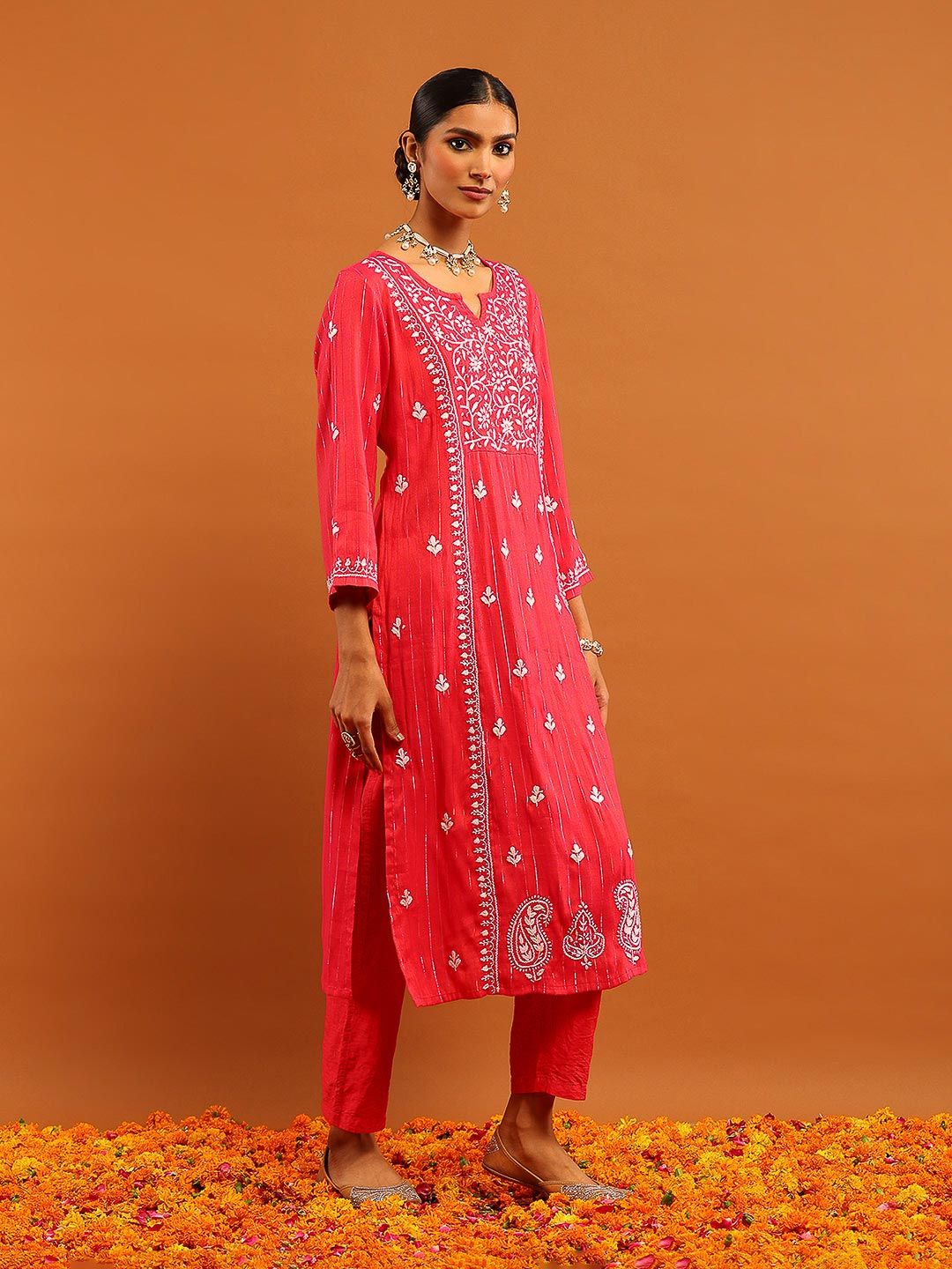 Rumah Chikankari Wanita Red Cotton Chikankari Sulam Kurta