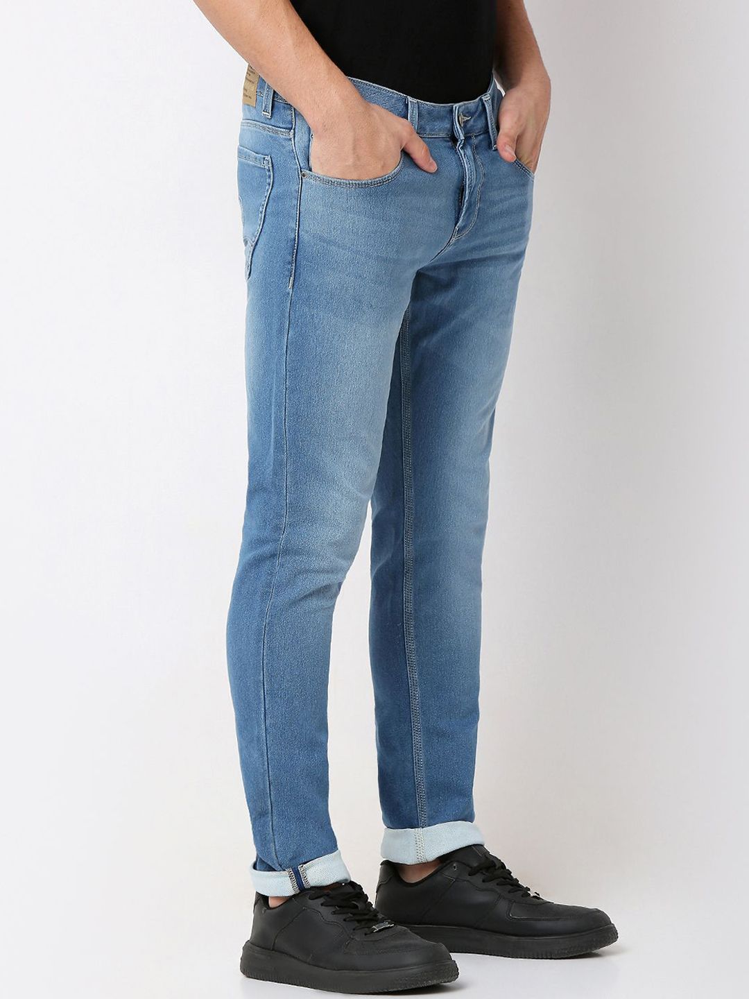 SPYKAR Men Cotton Whiskers and Chevrons Slim Fit Mid-Rise Stretchable Jeans