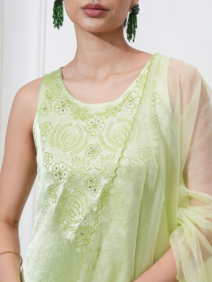 Vishudh Women Ethnic Motifs Embroidered Regular Thread Work Kurta with Trousers & With Dupatta