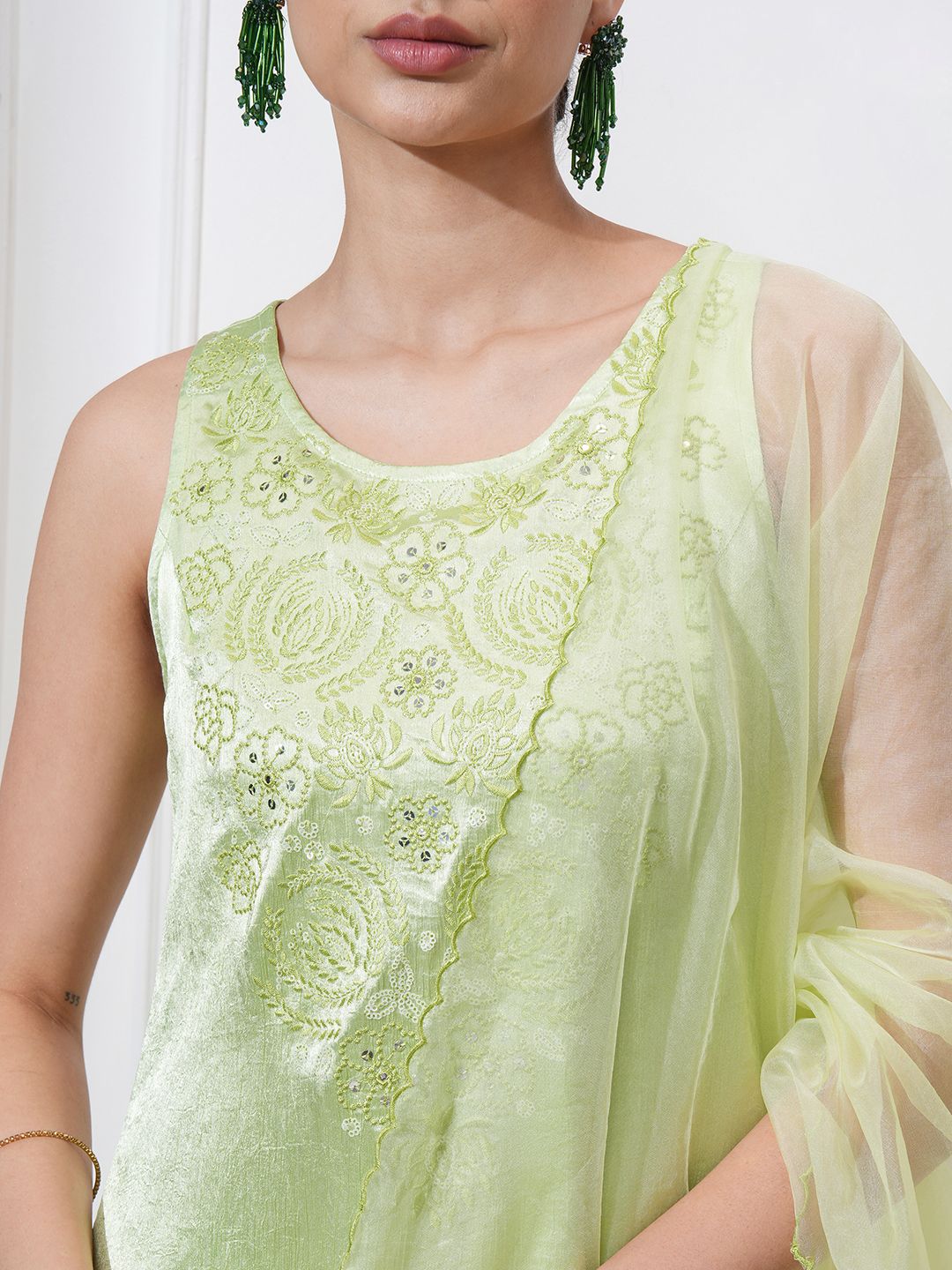 Vishudh Women Ethnic Motifs Embroidered Regular Thread Work Kurta with Trousers & With Dupatta