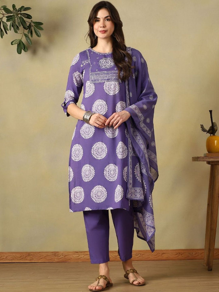 Mamicha Women Ethnic Motifs Printed Regular Mirror Work Pure Cotton Kurta with Trousers & With Dupatta