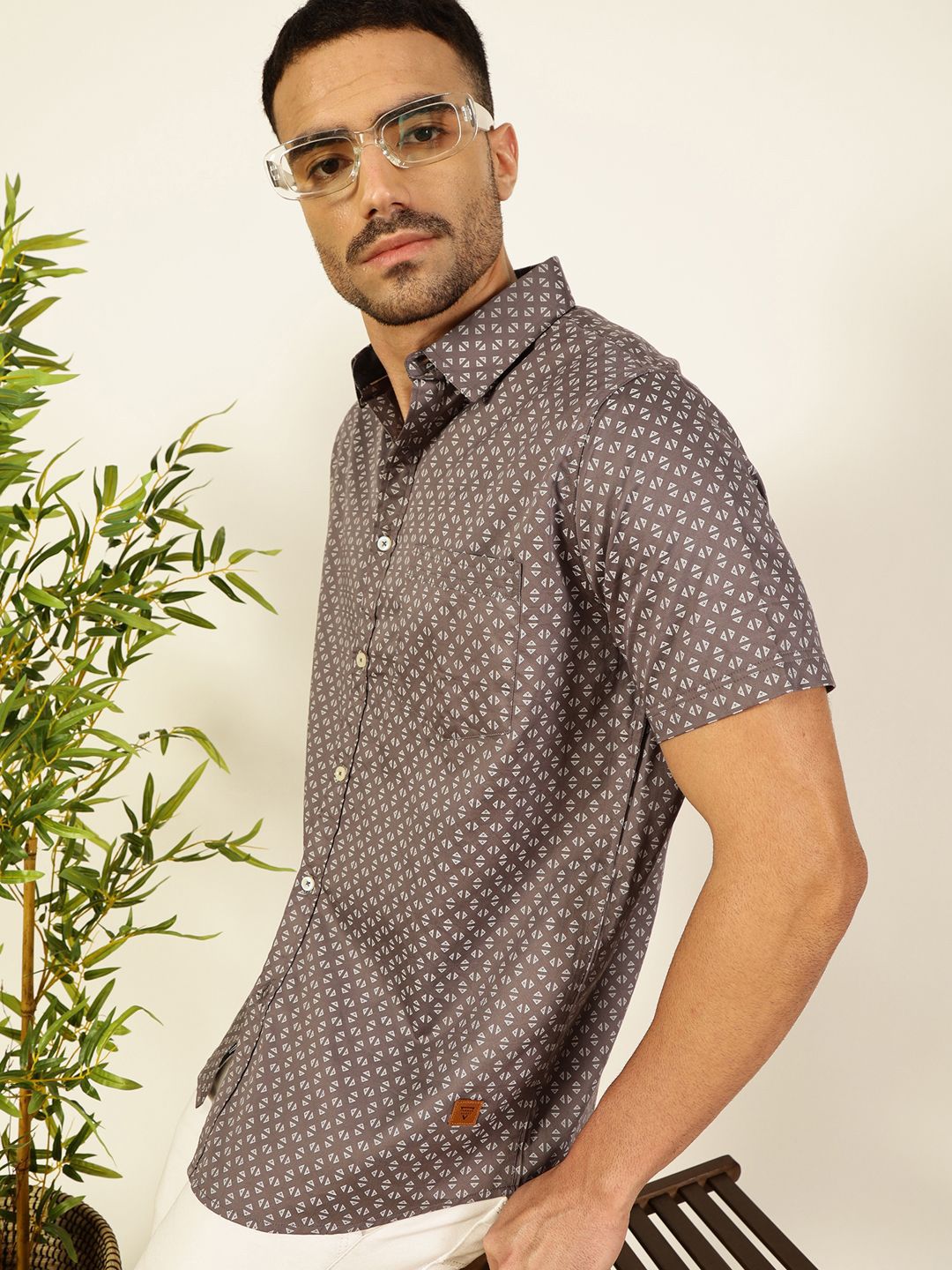 Thomas Scott Men Smart Spread Collar Micro Ditsy Printed Pure Cotton Casual Shirt