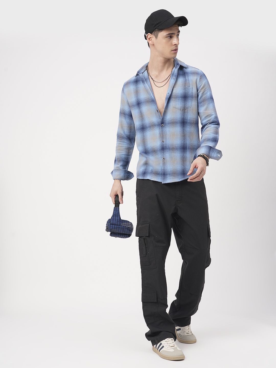 VASTRADO Men Classic Fit Spread Collar Checked Cotton Casual Shirt