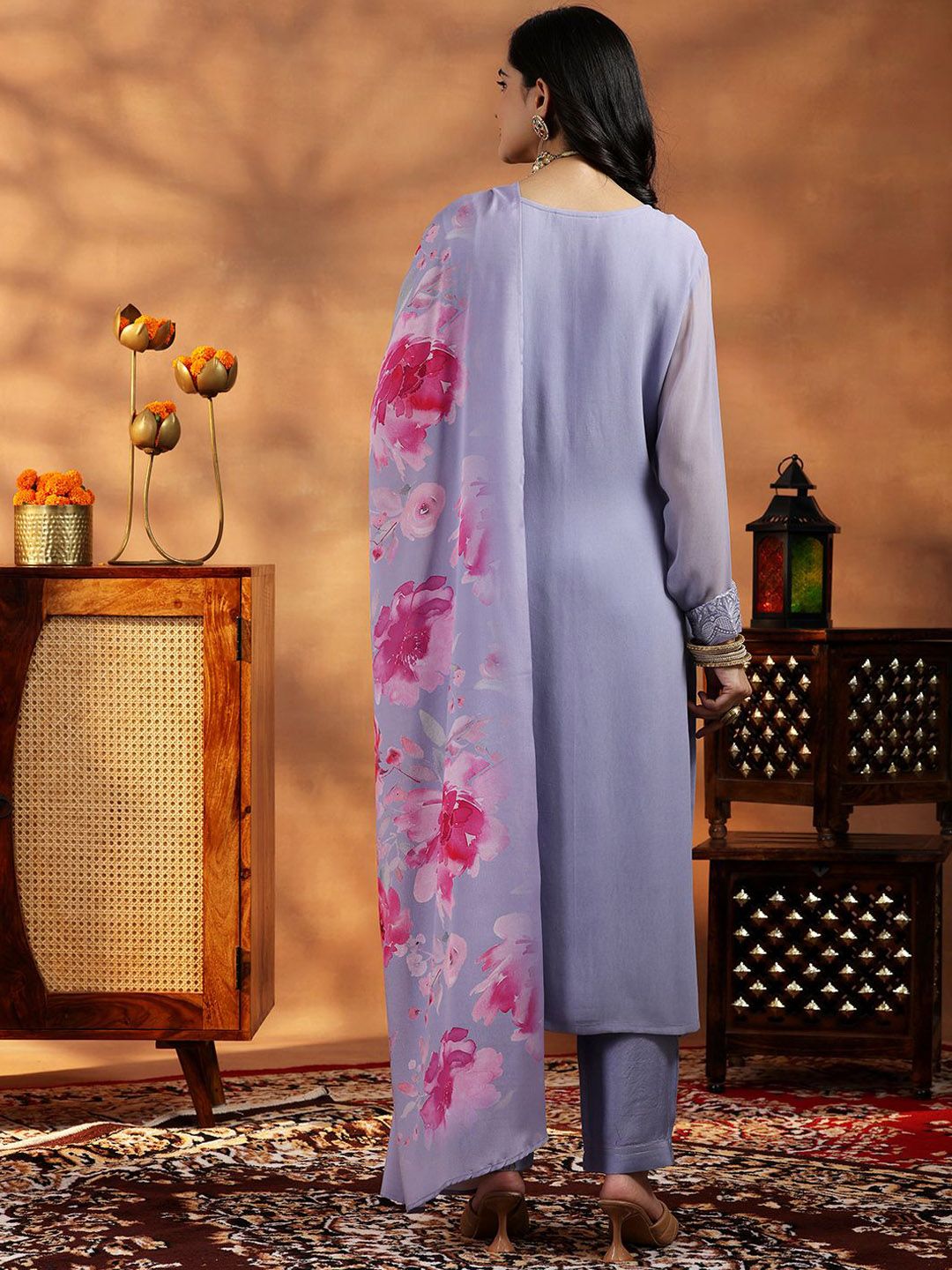 Libas Women Floral Embroidered Regular Thread Work Kurta with Trousers & With Dupatta