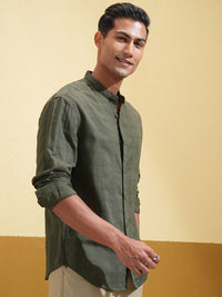 HIGHLANDER Men Relaxed Fit Mandarin Collar Checked Cotton Casual Shirt