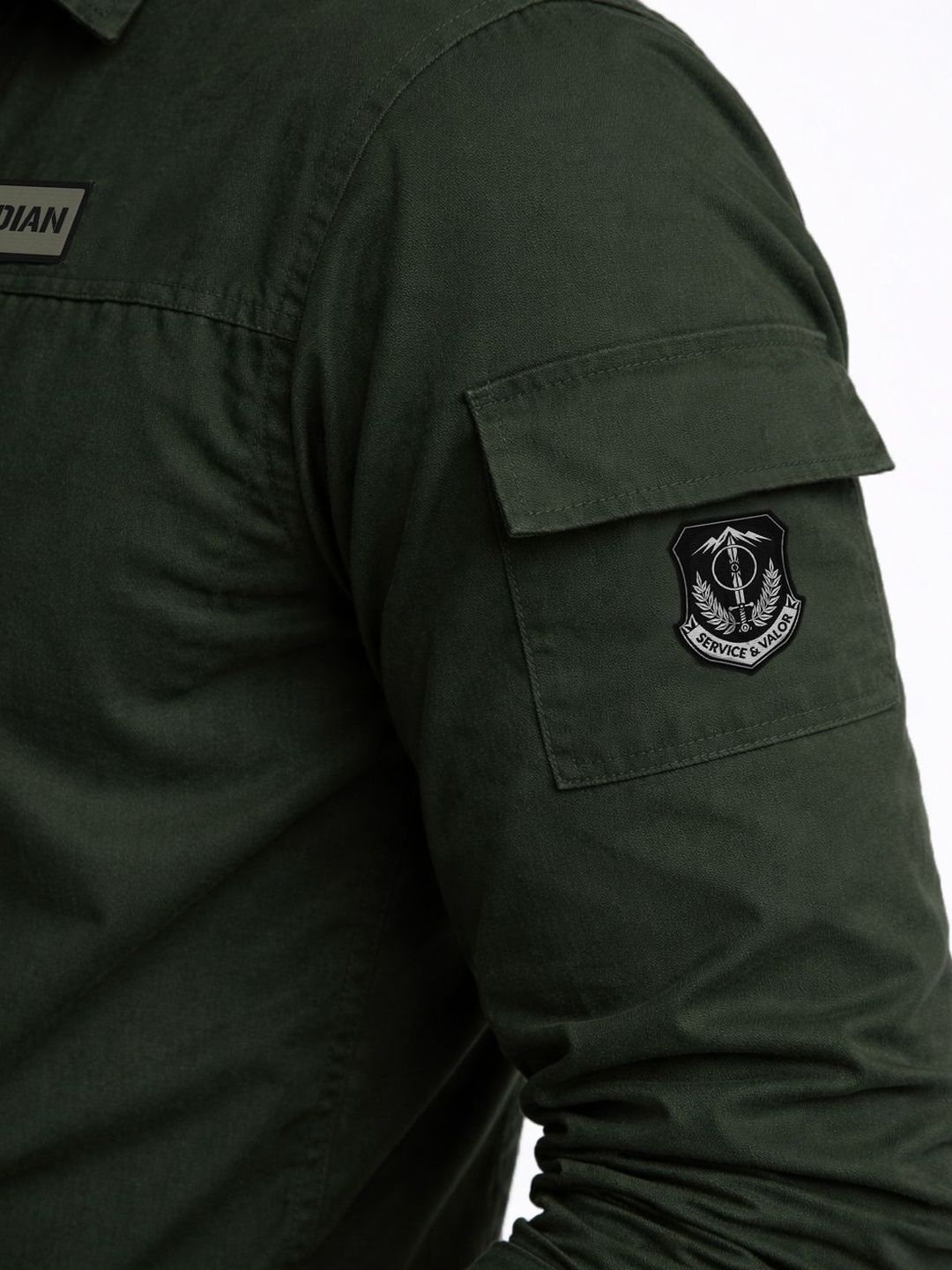 Baju Kasual Standard Lelaki ADRO