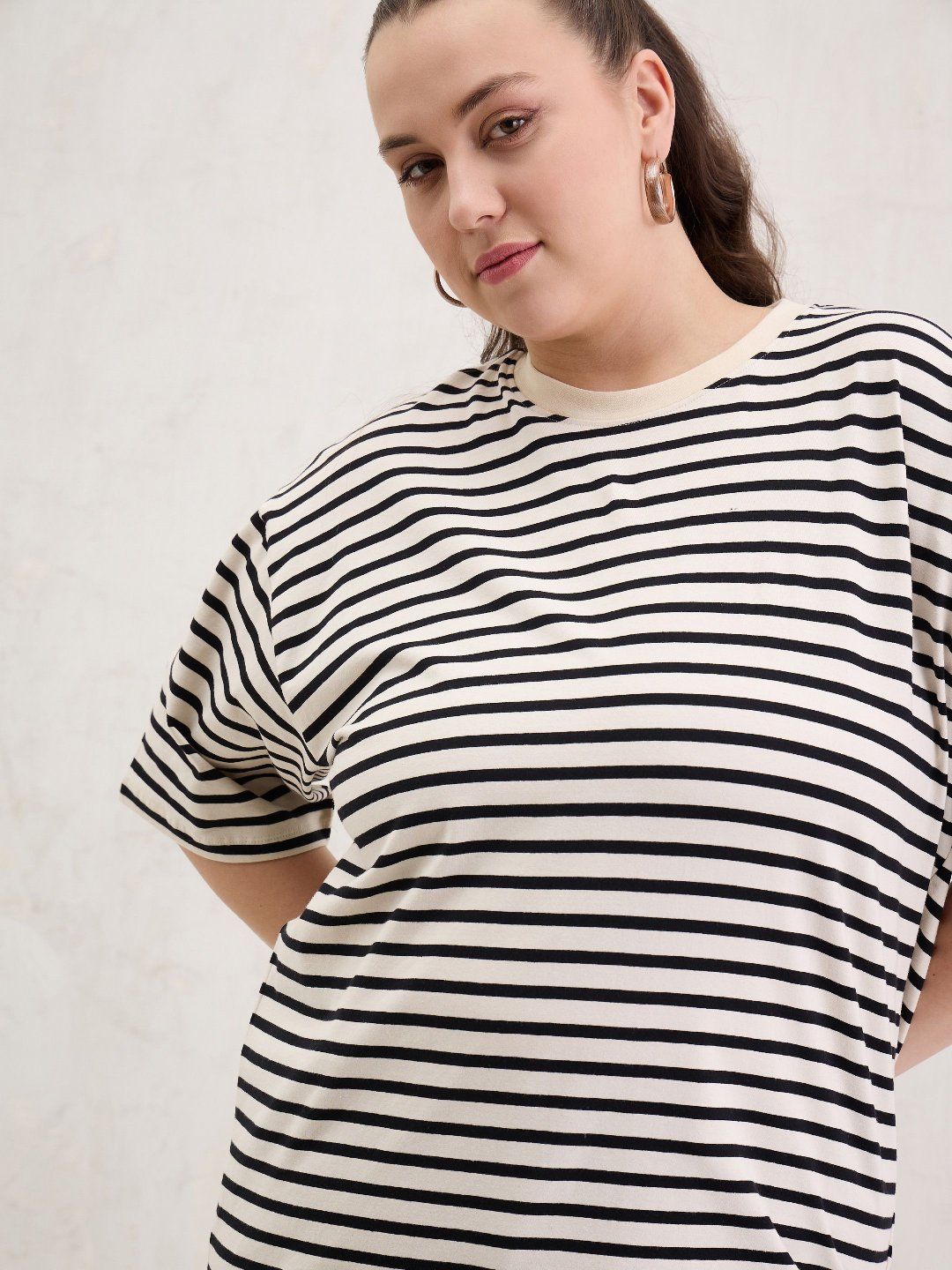 SASSAFRAS Curve Women Striped T-shirt