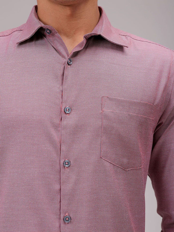 The Indian Garage Co. X Luxe Men Cutaway Collar Solid Slim Fit Formal Shirt