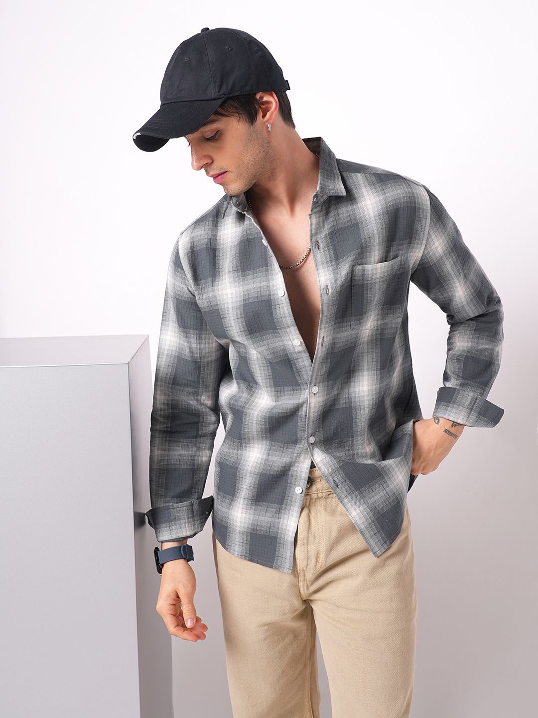 VASTRADO Men Classic Checked Casual Shirt