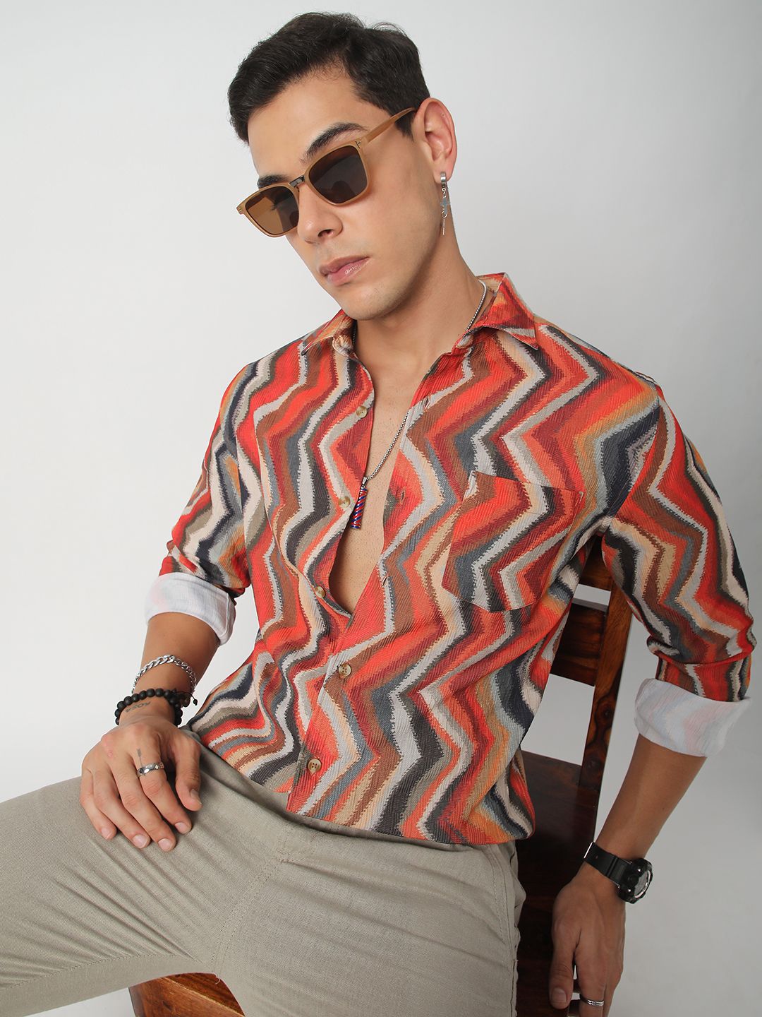 VASTRADO Men Classic Spread Collar Chevron Slim Fit Casual Shirt