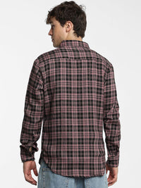 Campus Sutra Men Comfort Spread Collar Tartan Checked Polycotton Casual Shirt