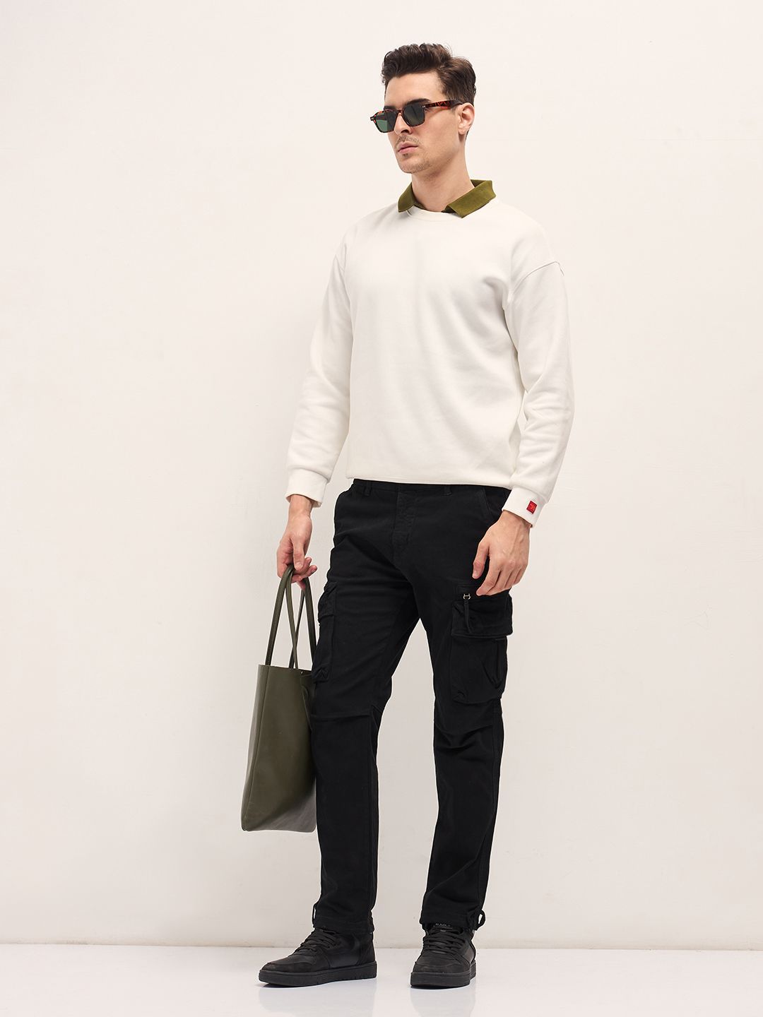 THE BEAR HOUSE Men Cotton Solid Regular Fit Cargo