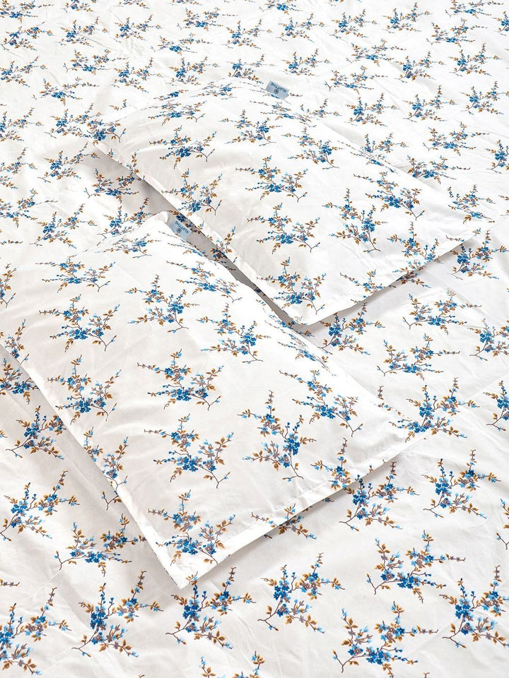 KLOTTHE White & Blue Printed 300 TC Fitted King Bedsheet 2.5 x 2.25 m