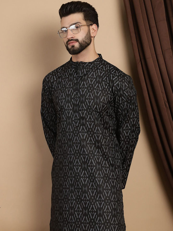 Anouk Printed Pure Cotton Mandarin Collar Lengan Panjang Kurta Lurus dengan Churidar