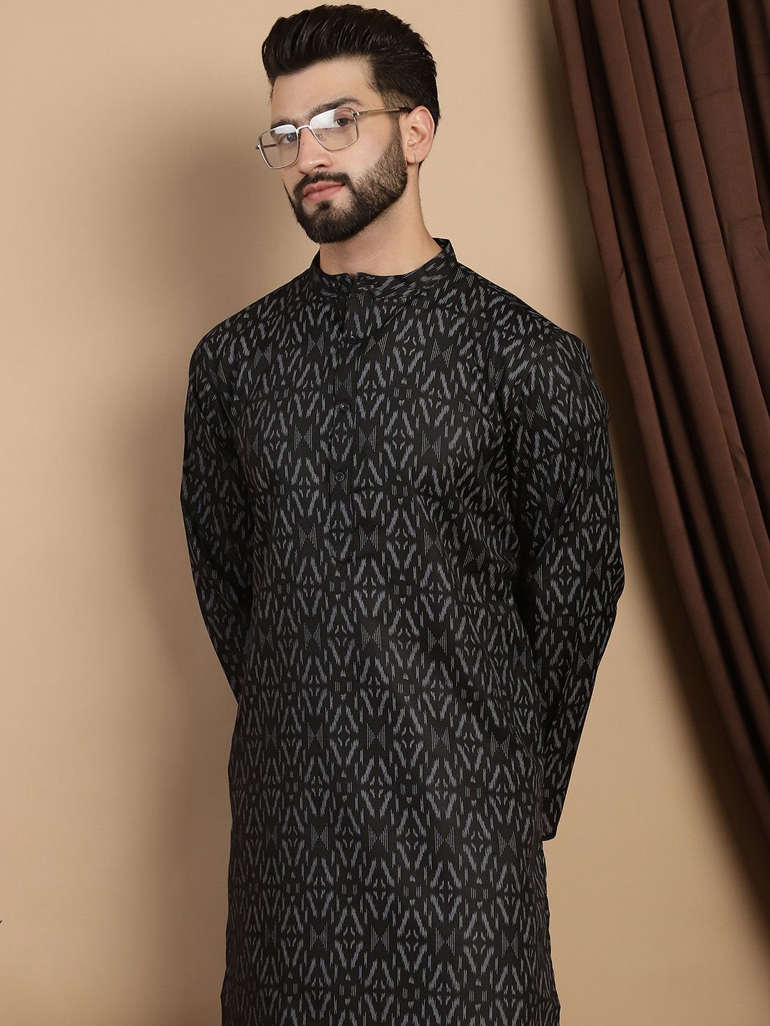 Anouk Printed Pure Cotton Mandarin Collar Lengan Panjang Kurta Lurus dengan Churidar