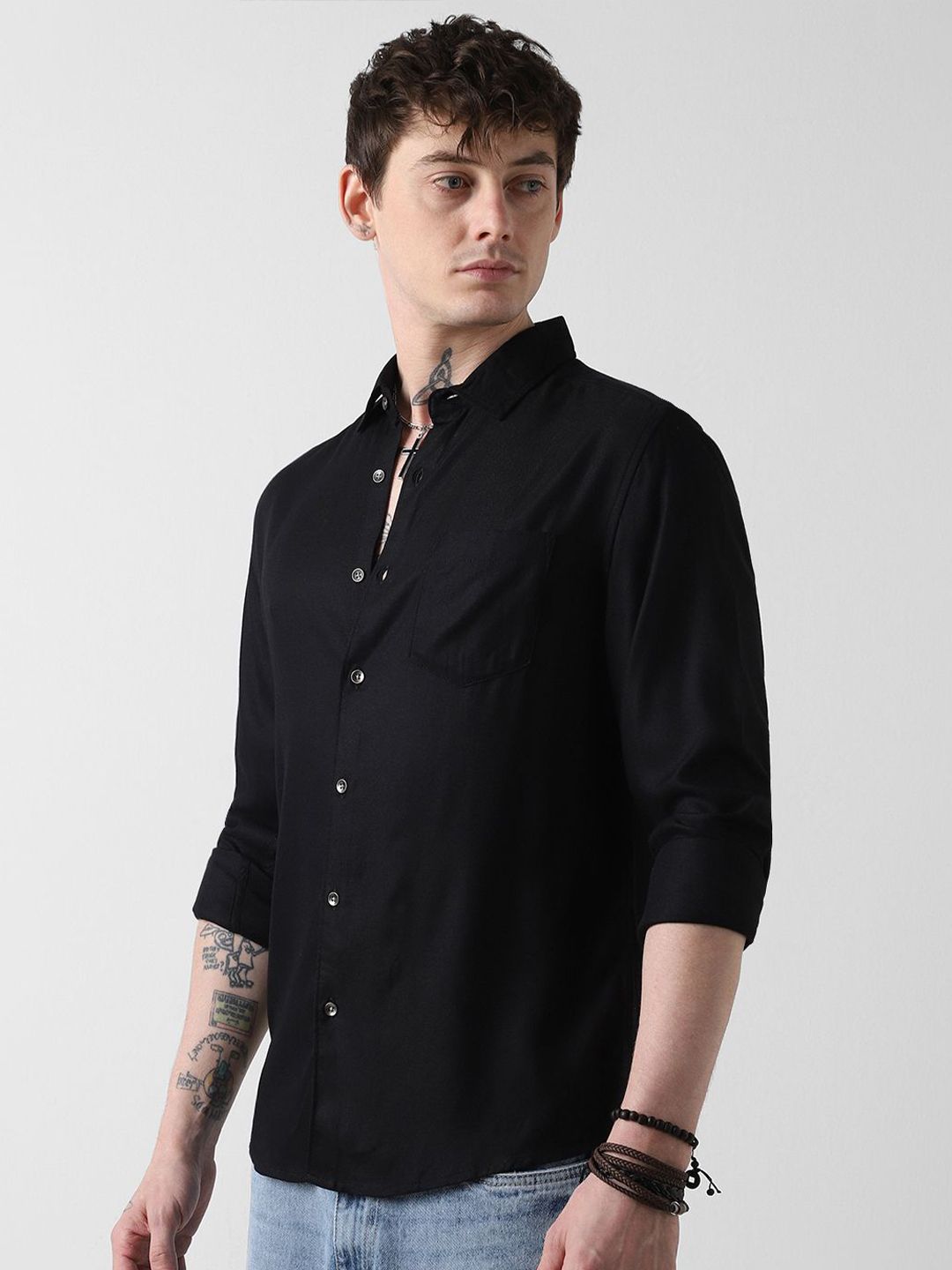 VASTRADO Men Solid Slim Fit Casual Shirt