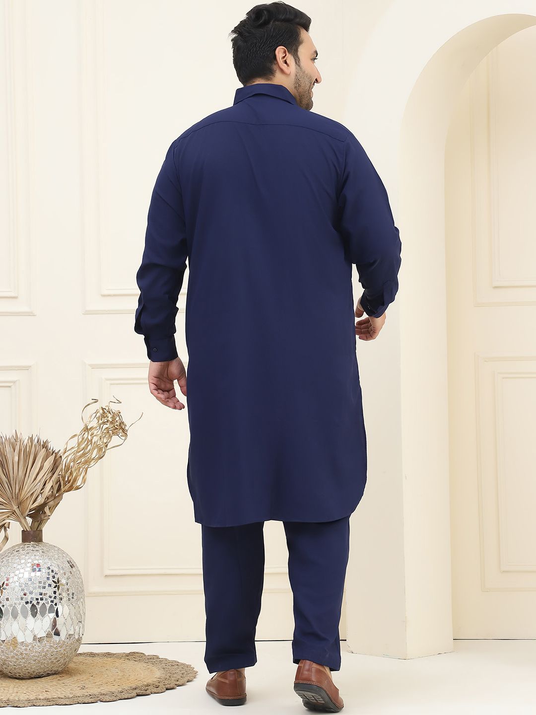 SOJANYA PLUS Shirt Collar Regular Straight Kurta with Salwar