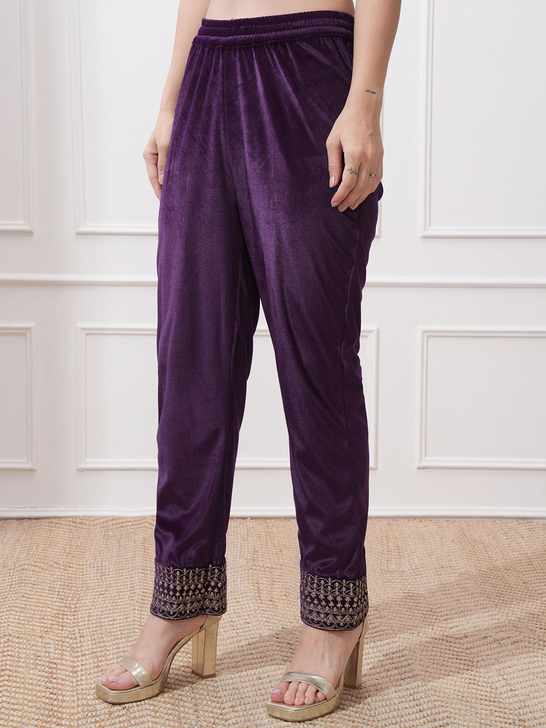 Vishudh Women Ethnic Motifs Embroidered Regular Kurta with Trousers & With Dupatta