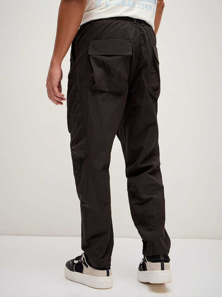 THE BEAR HOUSE Men Solid Loose Fit Mid Rise Trouser