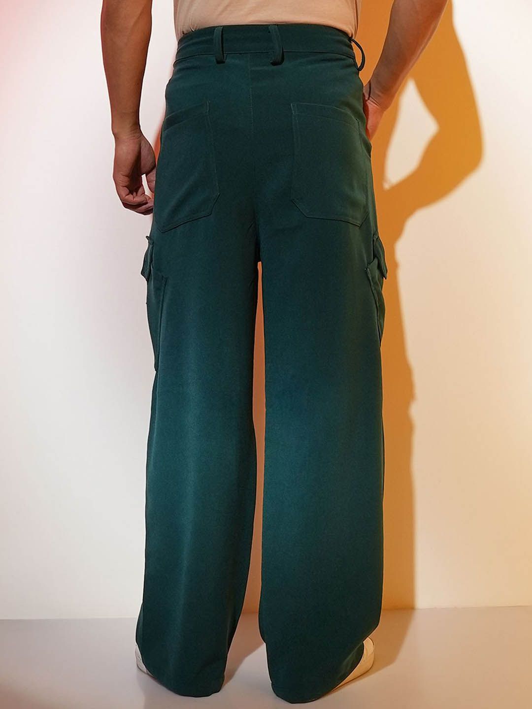 Campus Sutra Men Comfort Loose Fit Easy Wash Trousers