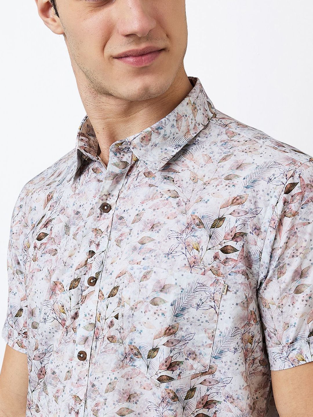 SPYKAR Men Slim Fit Spread Collar Floral Printed Cotton Casual Shirt