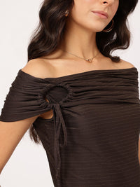 DressBerry Trendsetter Queen Off-Shoulder Striped Cut-Out Ring Detail Fitted Top