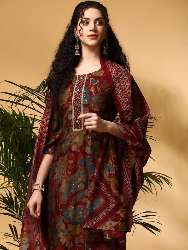 Anouk Maroon Floral Printed Round Neck Straight Kurta with Trousers & Dupatta