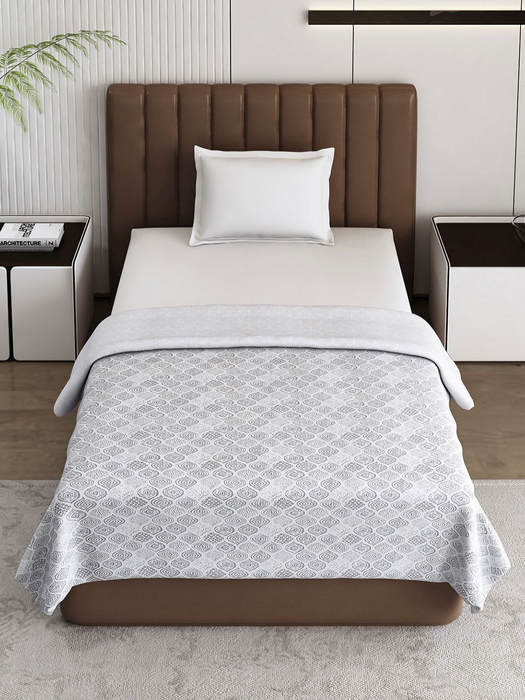 Monte Carlo Grey & White Floral Mild Winter 150 GSM Single Bed Dohar
