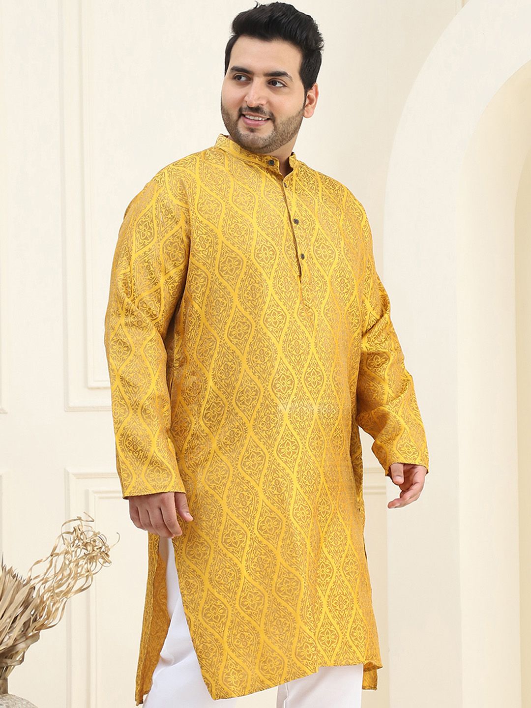 SOJANYA PLUS Ethnic Motifs Woven Design Band Collar Straight Jacquard Kurta