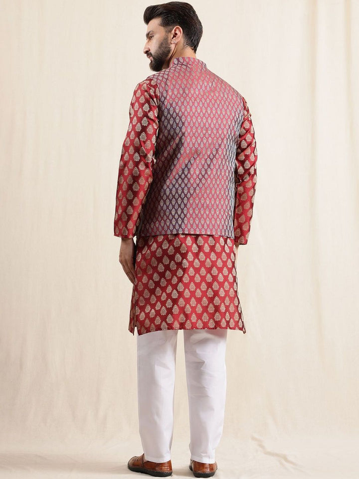 Anouk Men Regular Kurta with Pyjamas