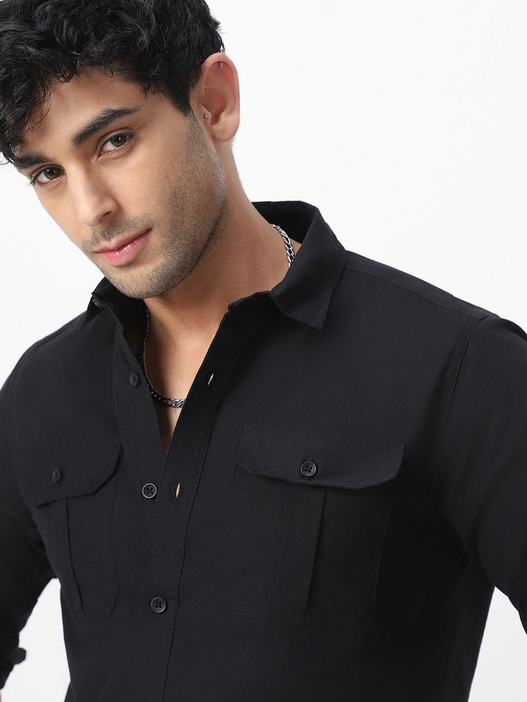 Urbano Fashion Men Spread Collar Solid Cotton Casual Shirt