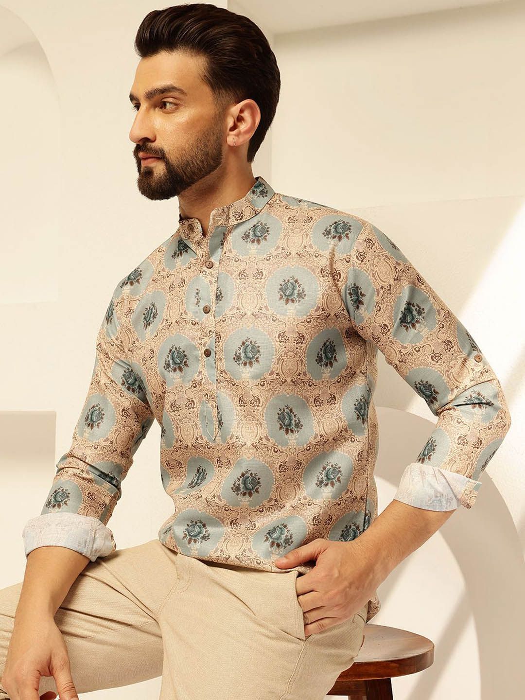 SOJANYA Floral Printed Cotton Straight Short Kurta
