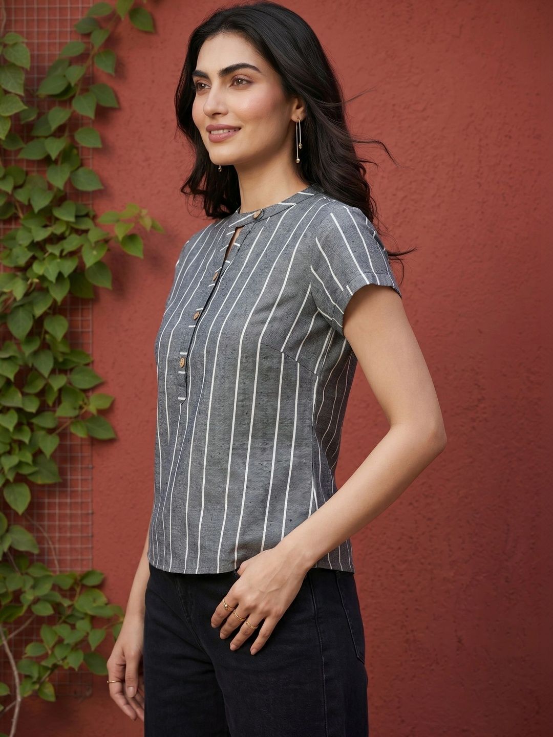 Mamicha Striped Mandarin Collar Top