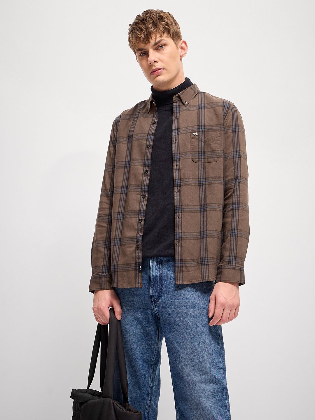 THE BEAR HOUSE Men Button-Down Collar Checked Cotton Slim Fit Casual Shirt