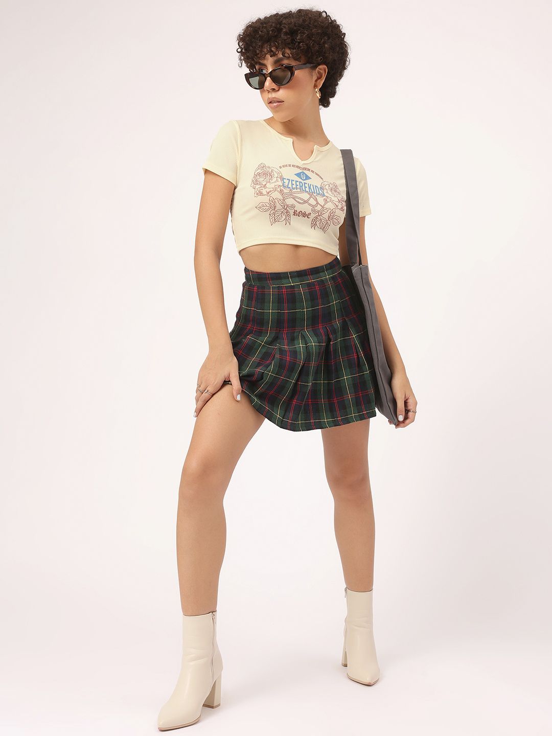 DressBerry Damsel Effect Printed Ribbed Crop T-shirt