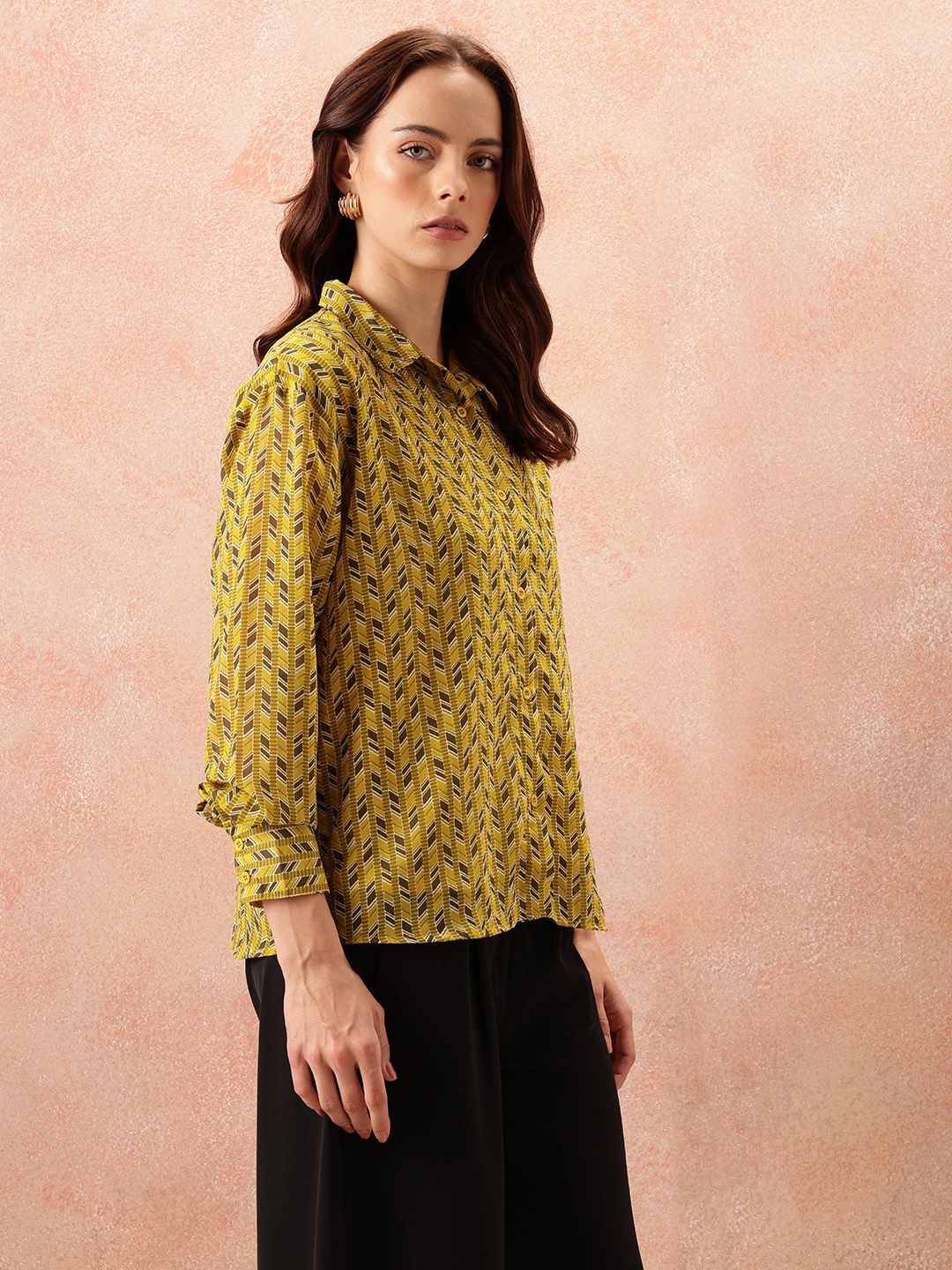 all about you Opaque Printed Casual Shirt