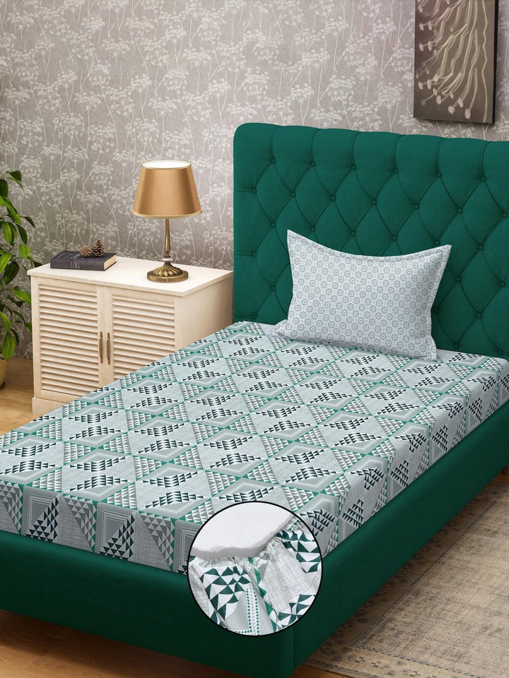 KLOTTHE Green Geometric Cotton Single Bedsheets