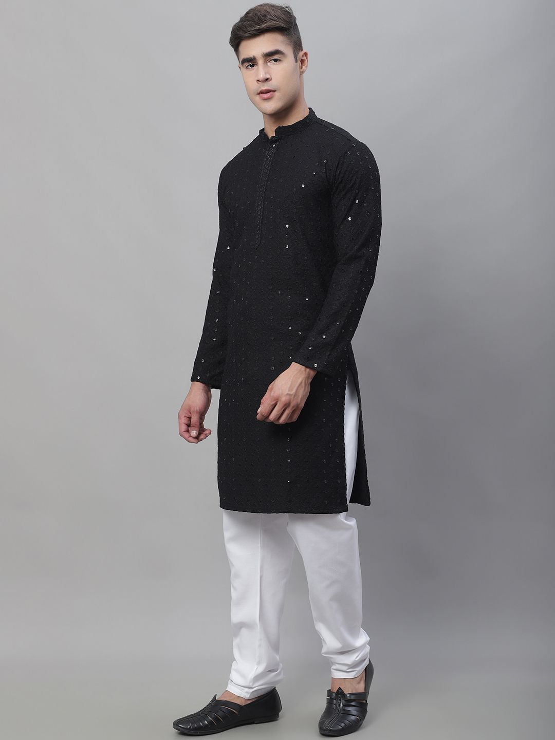 SOJANYA Embroidered Pure Cotton Kurta With Churidar