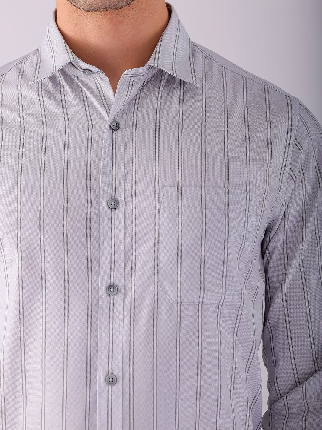 The Indian Garage Co. X Luxe Men Spread Collar Striped Slim Fit Formal Shirt