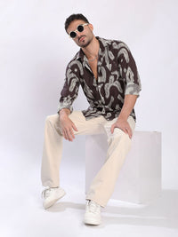 Bene Kleed Men Slim Fit Abstract Printed Spread Collar Casual Shirt
