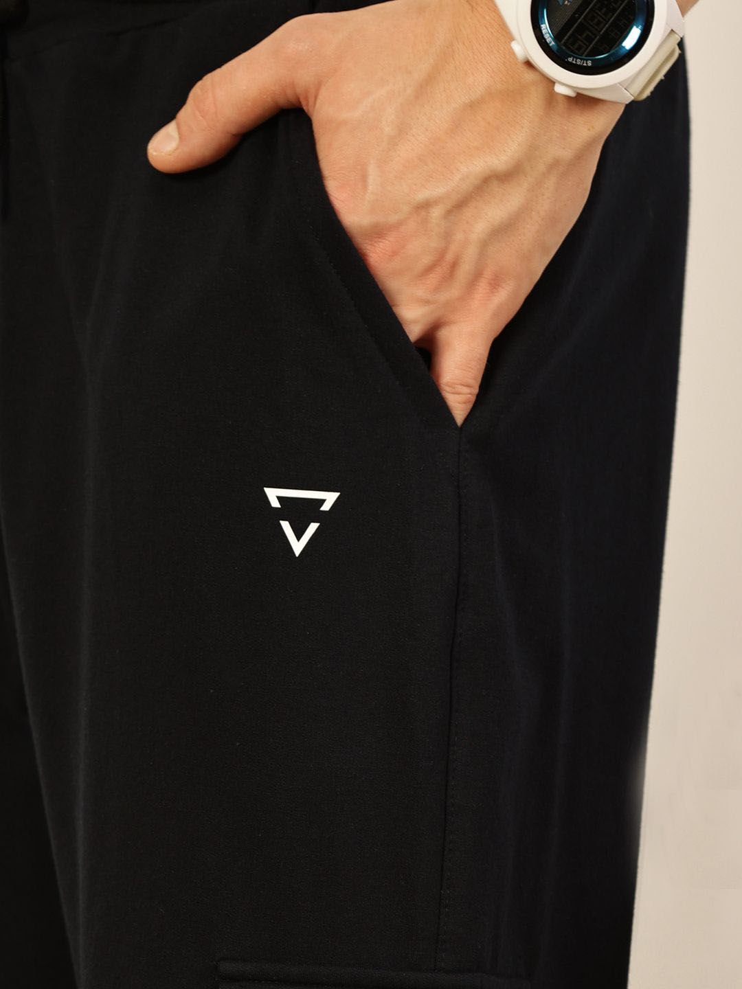 Thomas Scott Men Mid-Rise Track Pants