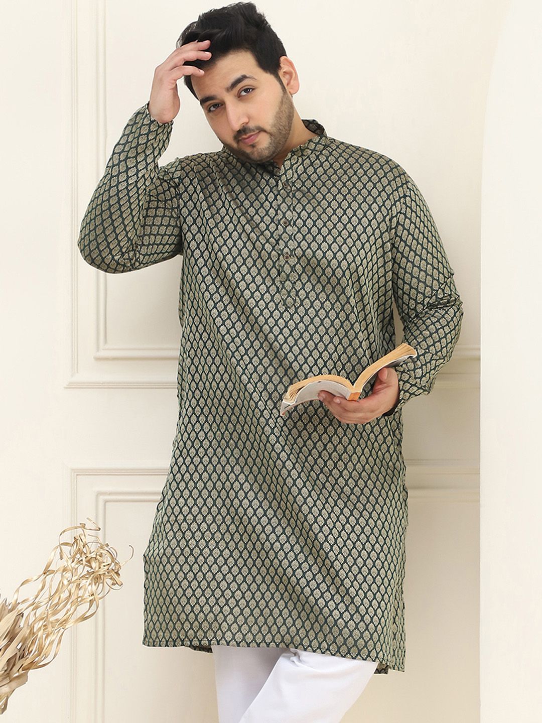 SOJANYA PLUS Size Ethnic Motifs Woven Design Band Collar Straight Kurta